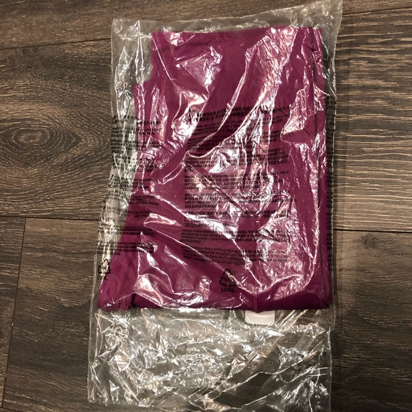 Peloton Lululemon Fast and Free - Picture 7 of 10